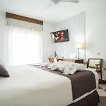 Hotel Avenida Tropical By Bossh!