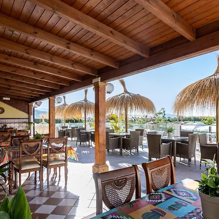 Avenida Tropical By Bossh! 3*